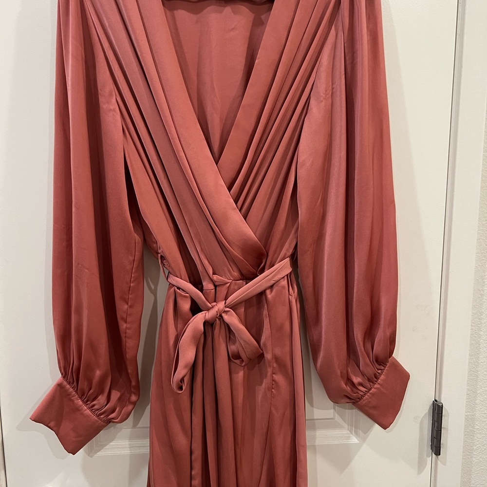 City Chic Satin dress - Rose